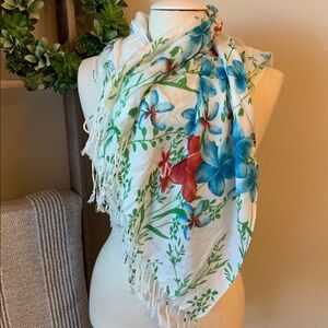 NWT | pashmina aaa floral scarf